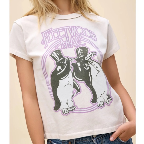 NWT Daydreamer Fleetwood Mac Vintage-Style Penguin Band Tee